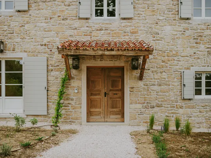 Image of Vinella Estate